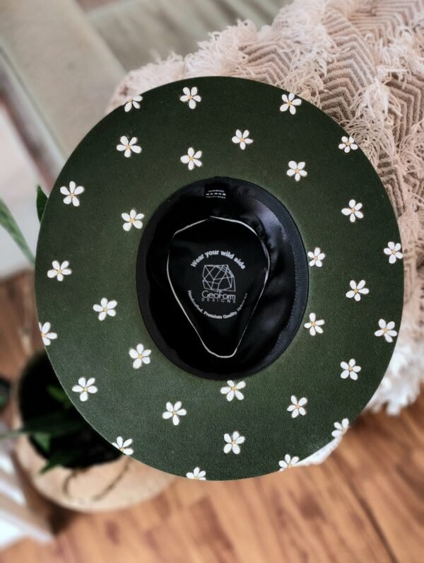 Tiny Daisies: Green Fedora