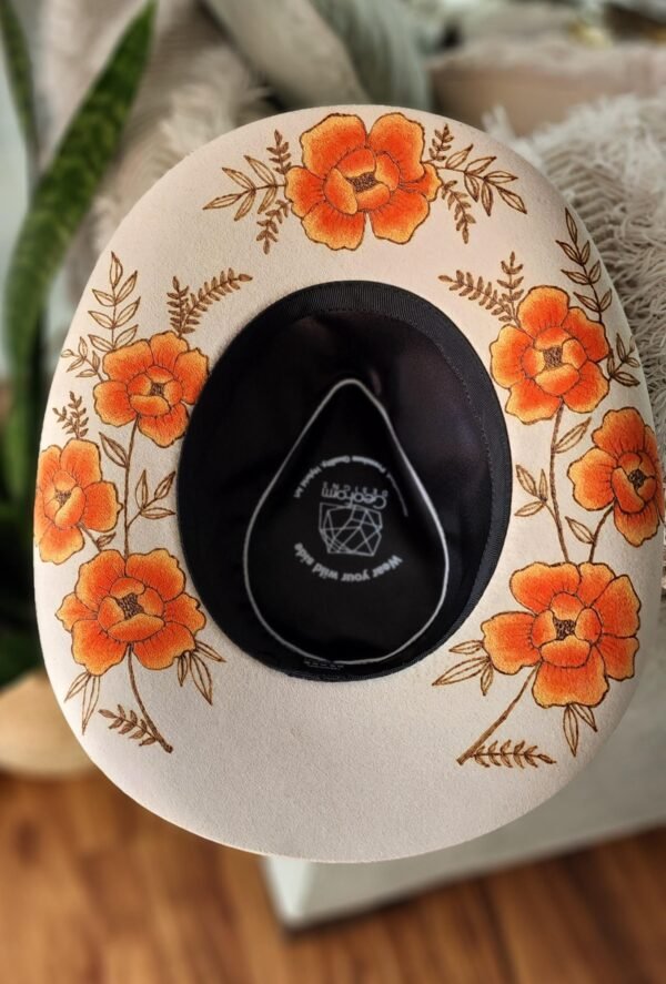 Poppy Blooms: Cream Cowboy - Image 2