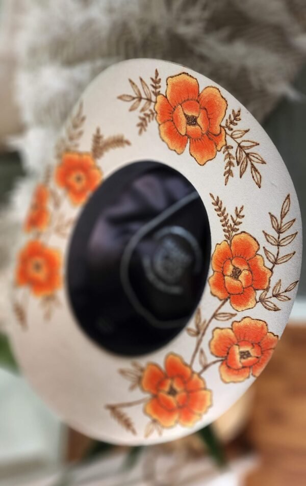 Poppy Blooms: Cream Cowboy